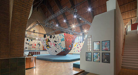 Boulderhal Nirvana